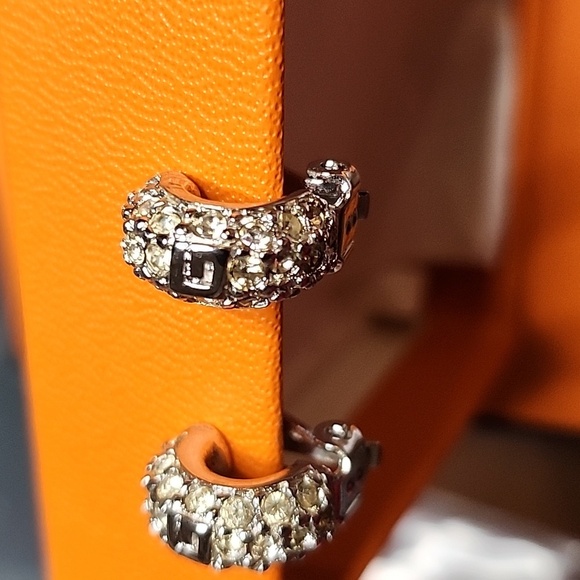 Vintage Givenchy Polished White Gold- Plated Clear Crystal Earrings - Picture 5 of 7